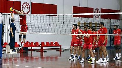 Η διοίκηση του Ερασιτέχνη ΟΣΦΠ κοντά στην ομάδα βόλεϊ