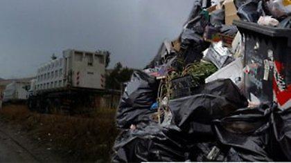 Συνεχίζουν την απεργία οι εργαζόμενοι στην καθαριότητα