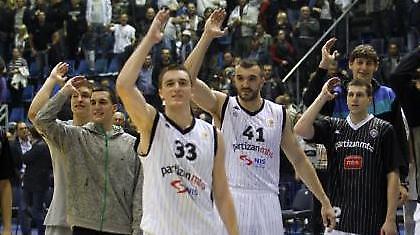 Ανατροπή και 3/3 με Πέκοβιτς για Παρτιζάν