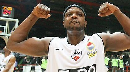 Στην Αβελίνο ο Σλέι