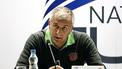 Ομπράντοβιτς: «Ούτε στο 50%»