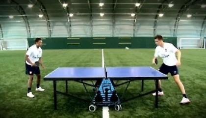 «Κανονιές»… στο πινγκ – πονγκ!(vid)