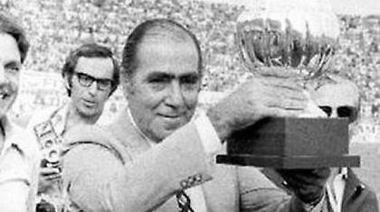 Μαζί του η ΑΕΚ απογειώθηκε (videos)