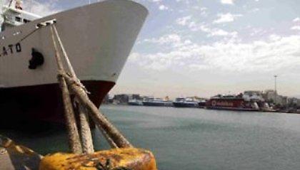 Δεμένα τα πλοία μέχρι και την Κυριακή