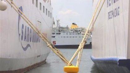 Μέχρι την Τρίτη δεμένα τα πλοία στα λιμάνια