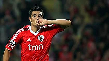 Σε χαμηλές πτήσεις…