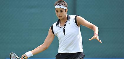 Μικρή άνοδος για Λένα