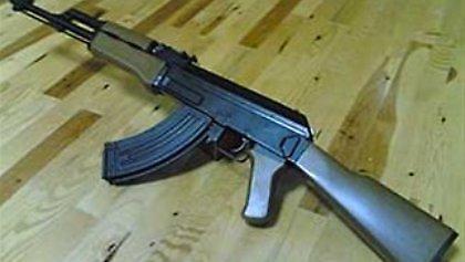 Οι μπαλωθιές αποκάλυψαν το οπλοστάσιο!