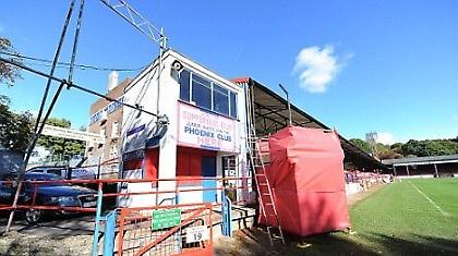 Από τα σαλόνια στα αλώνια