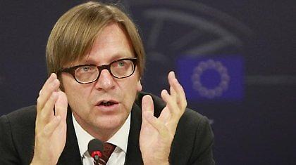 Στο 60% «έκλεισε» το κούρεμα του ελληνικού χρέους