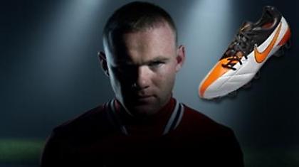 T90 Laser IV: Σχεδιασμένο για το τέλειο σουτ (vid)