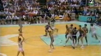 Ο Τζόρνταν απέναντι στους Ισπανούς! (video)