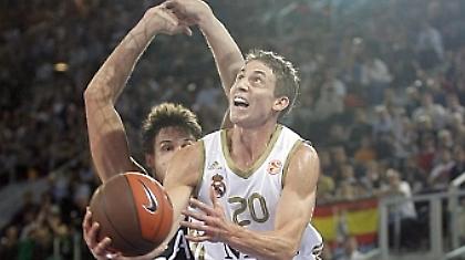 Υποταγή στη «βασίλισσα»