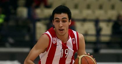 Κατσίβελης: «Βρήκαμε ρυθμό από την άμυνα»