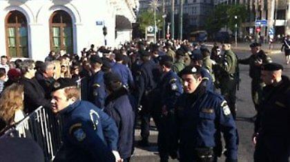 Δρακόντεια τα μέτρα ασφαλείας στο Σύνταγμα