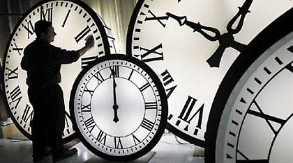 Μία ώρα πίσω τα ρολόγια μας την Κυριακή