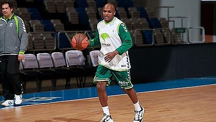 Στη Λοκομοτίβ Κουμπάν ο Μπλάκνεϊ