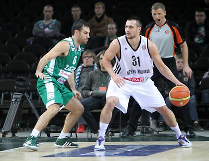 Ήττα-σοκ για Ζαλγκίρις, νίκη για Χίμκι