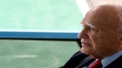 Παραιτηθείτε κύριε Πρόεδρε