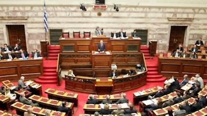 «Καυτή» εβδομάδα σε πολιτική και ποδόσφαιρο...