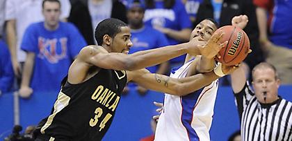 Έδιωξε Μπένσον, πήρε Χάντερ