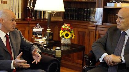 Είναι βαθιά νυχτωμένη η κυβέρνηση