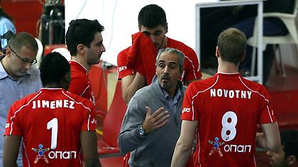 «Να δείξουμε… Πειραιώτικη μαγκιά»