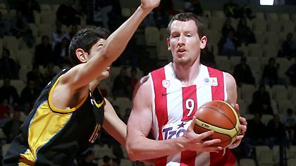 Νυστέρι για Χάουαρντ!