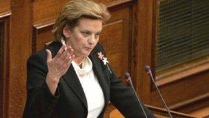 Μερεντίτη: «Αστεία πράγματα τα περί ανεξαρτητοποίησής μου»