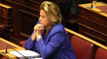 Διαψεύδει στήριξη της κυβέρνησης η Λούκα Κατσέλη