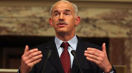 Επιμένει για δημοψήφισμα ο Παπανδρέου!