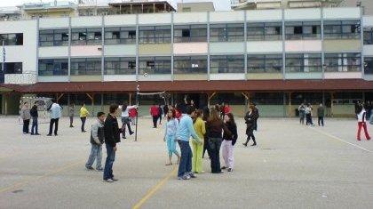 Έπεσε στο κεφάλι της σίδερο από ποδοσφαιρικό τέρμα