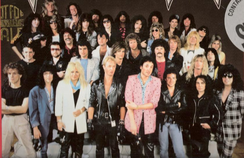 Επανακυκλοφορεί το 