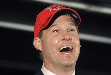 «Χάλασε» η πώληση των Χοκς