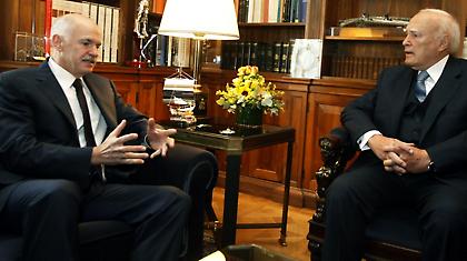 «Πυρετός» διαβουλεύσεων για τη νέα κυβέρνηση