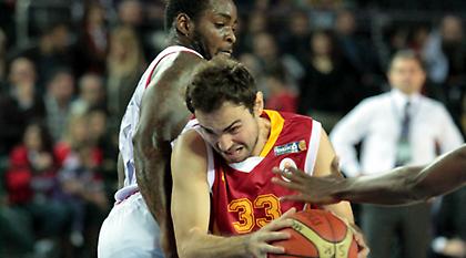 Μέσα «σαρώνει»