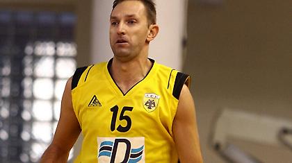 Φαλέκας: «Καλύτεροι σε κάθε παιχνίδι»