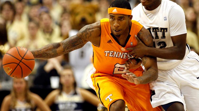 Ενισχύεται με Γκόινς