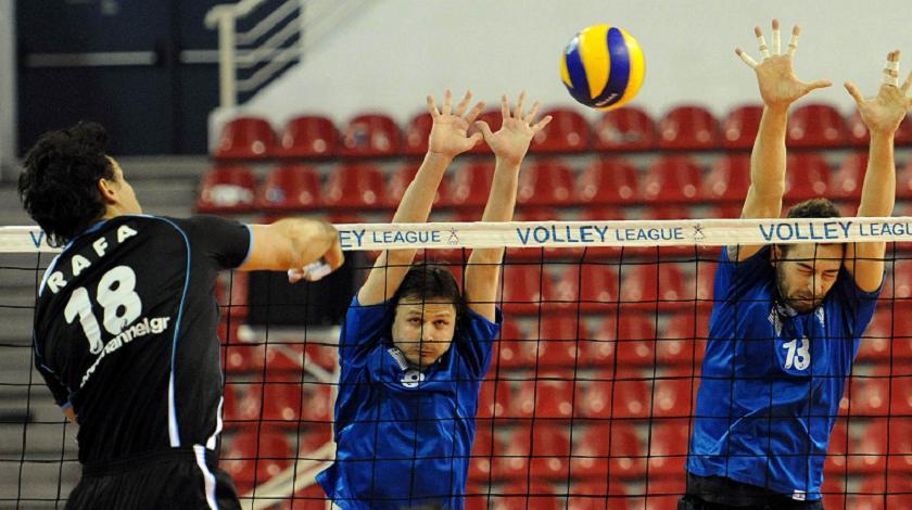 «Παγώνει» του Ρομέρο