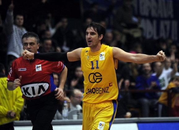 «Μικρό προβάδισμα για Παναθηναϊκό»