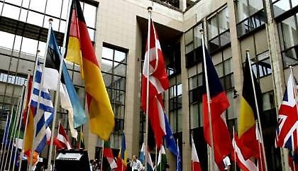 Αφού συζητήσαμε, δεν κάνουμε και έναν διάλογο;