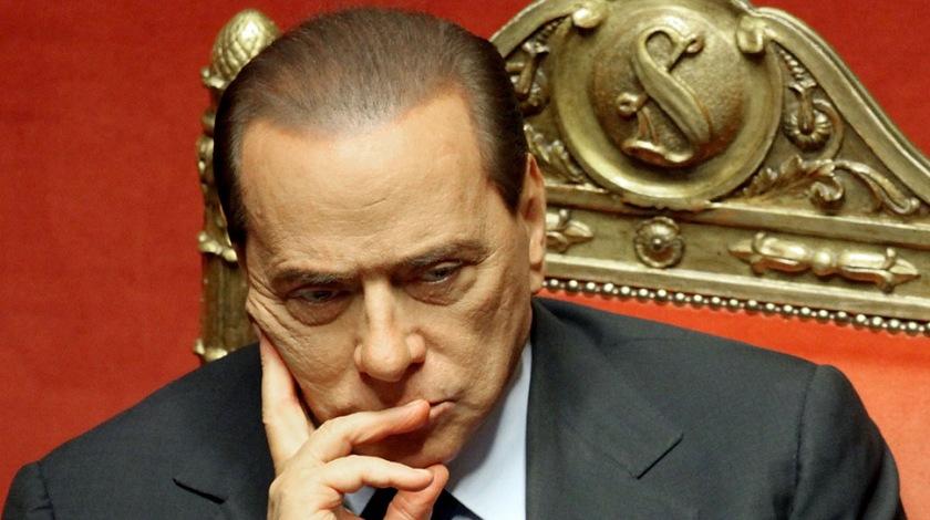 «Παραιτούμαι εάν ψηφίσετε τον προϋπολογισμό και τα νέα μέτρα»