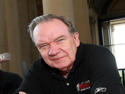 «Έφυγε» ο Εντ Μακόλεϊ