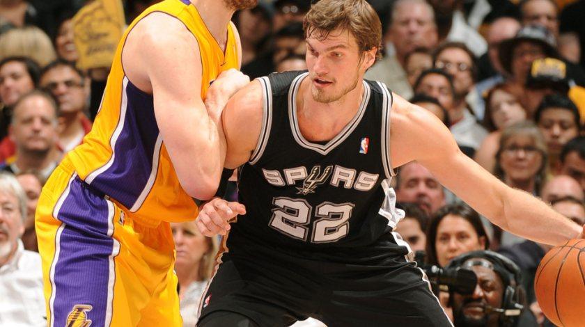 Εξετάζει Σπλίτερ η Ουνικάχα