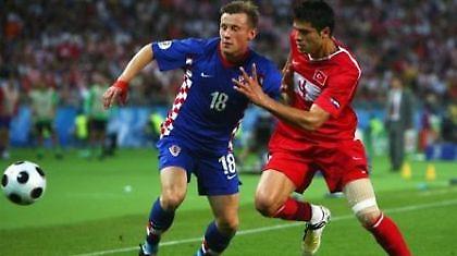 Δύο ματς-γρίφοι, δύο ζευγάρια με ανοικτούς λογαριασμούς