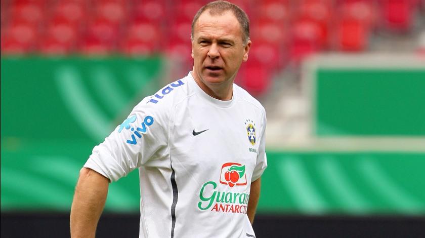 Μενέσες: «Μπορούσαμε να πετύχουμε περισσότερα γκολ»