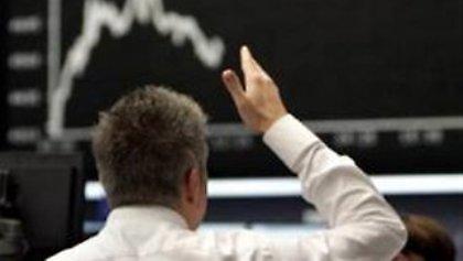 Κέρδη σε Ευρώπη και ευρώ, το “παλεύει” το ΧΑ