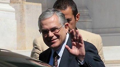 Τα νούμερα είναι άνθρωποι που πεινάνε κ. Παπαδήμο