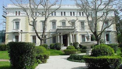 «Κλείδωσαν» τα χαρτοφυλάκια