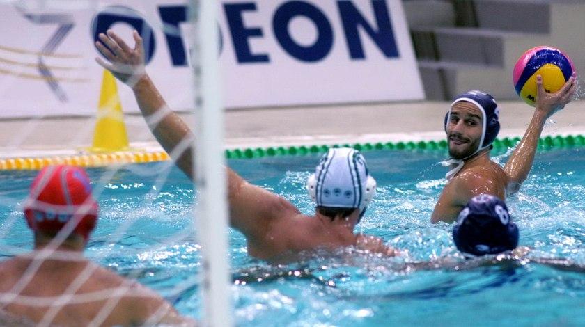 Παραμένουν στην κορυφή οι «μπέμπηδες»